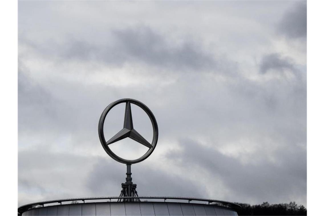 Der Konzern mit dem Stern: Die Daimler AG wurde in Mercedes-Benz Group AG umbenannt. Foto: Bernd Weißbrod/dpa