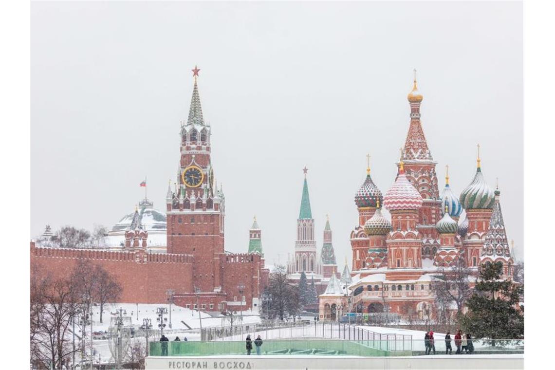 Kreml: USA sollten Spannungen nicht weiter verschärfen Der Kreml wirft den USA vor, mit der Verlegung von US-Soldaten nach Europa, die Ukraine-Krise anzuheizen. Foto: Bai Xueqi/XinHua/dpa