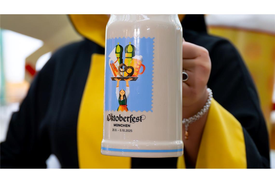 Maßkrug soll Hommage an Wiesn-Bedienungen sein Der Krug soll in diesem Jahr eine Hommage an die Wiesn-Bedienungen sein.