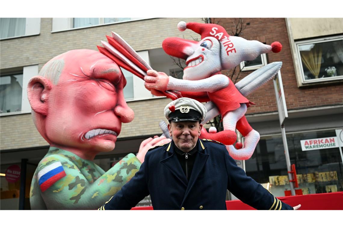 Der Künstler Jacques Tilly musste sich eines Angriffs Russlands auf die Kunstfreiheit erwehren. (Archivbild)