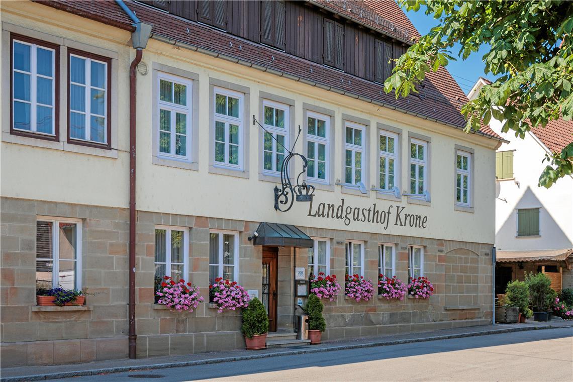 Der Landgasthof Krone liegt am Rathausplatz 3 in Fornsbach und gehört fest zur Dorfgemeinschaft. Ganze 26-mal hat die Krone dort bereits eine Hocketse veranstaltet. Foto: Stefan Bossow