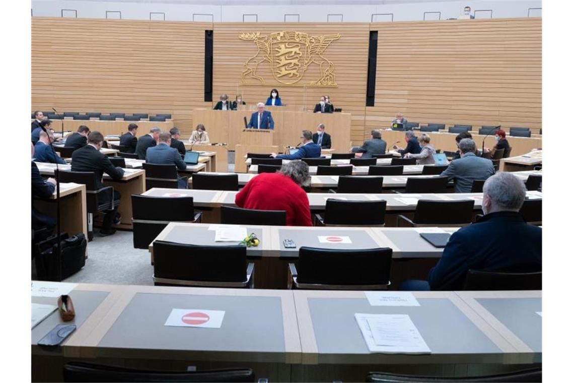 Geeinter Protest im Landtag gegen Nachrücker der AfD Der Landtag von Baden-Württemberg bei einer Plenarsitzung. Foto: Bernd Weißbrod/dpa/Archivbild