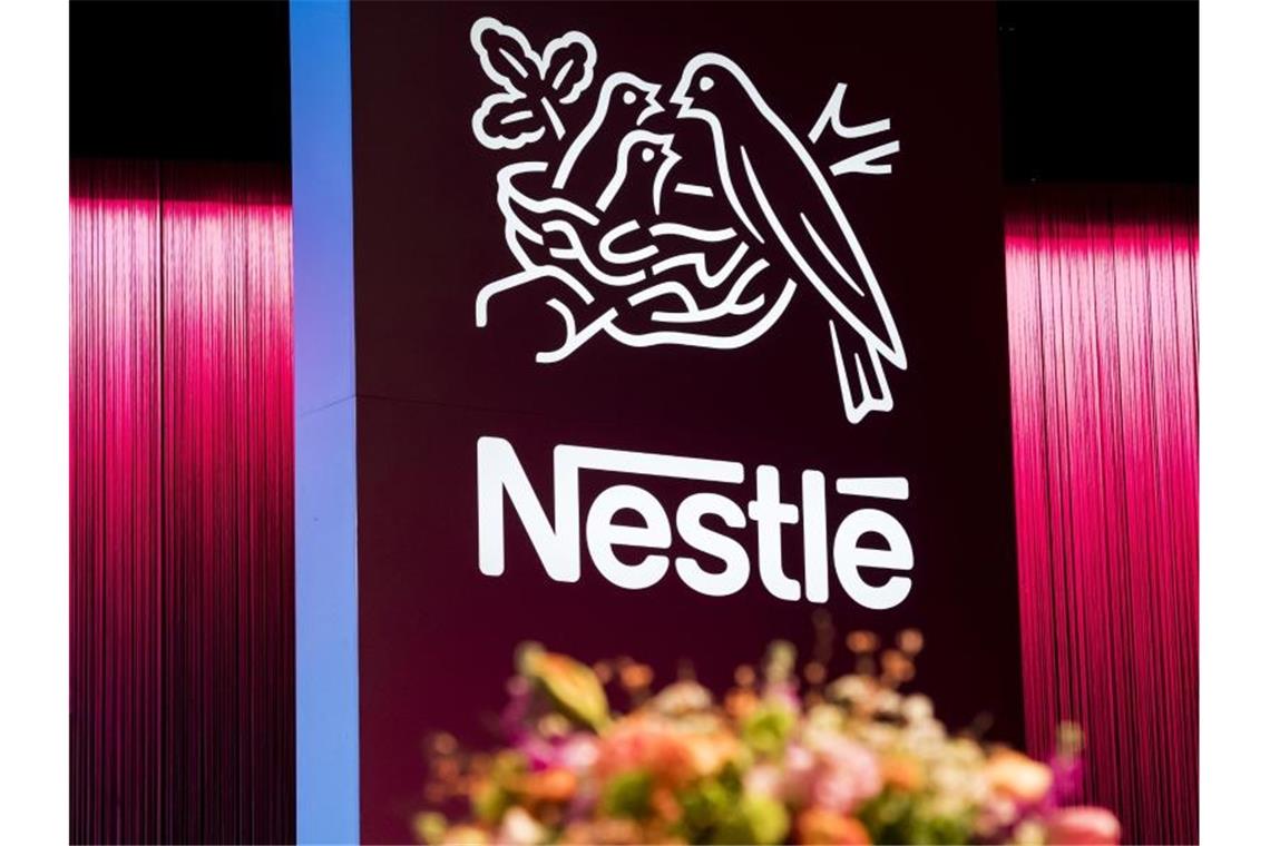 Der Lebensmittelkonzern Nestlé hat seine Jahreszahlen veröffentlicht. Foto: Jean-Christophe Bott/KEYSTONE/dpa
