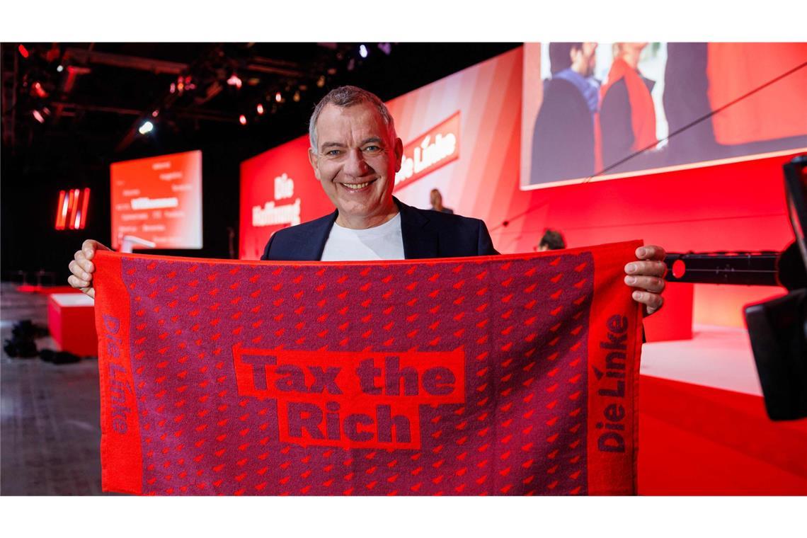 Die Linke will wieder eine traditionelle linke Klassenpartei sein Der linke Parteichef Jan van Aken schwört seine Partei auf den Kampf gegen „die Superreichen“ ein.