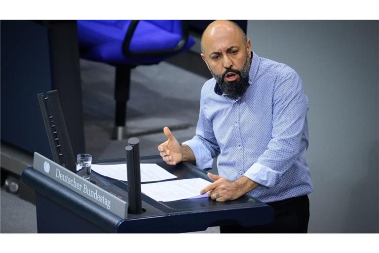 Der Linken-Politiker Ferat Kocak räumte Fehlverhalten ein und gab seinen Sitz im Innenausschuss ab (Archivfoto).