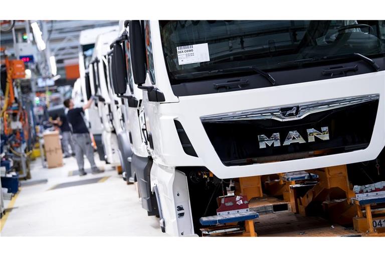Der LKW- und Bushersteller MAN baut 2.300 Jobs in Deutschland ab. (Arbchivbild)