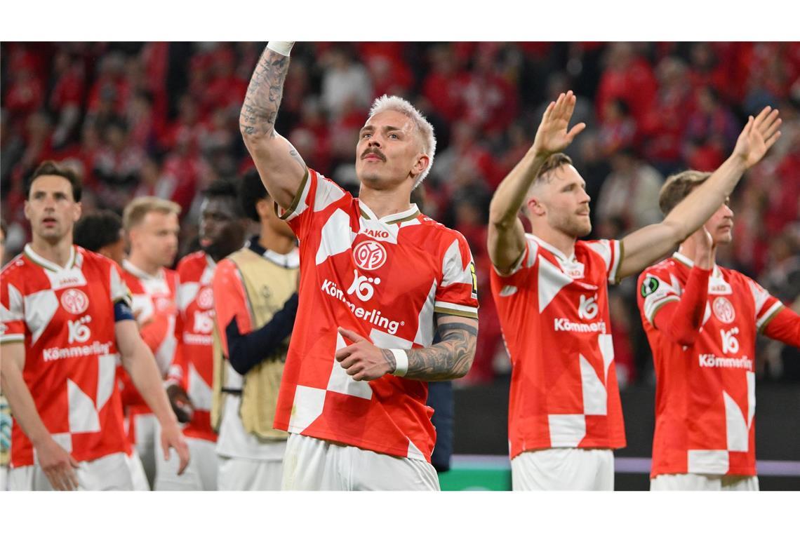 Der Mainzer Phillip Tietz jubelt über den Sieg im Viertelfinal-Hinspiel.