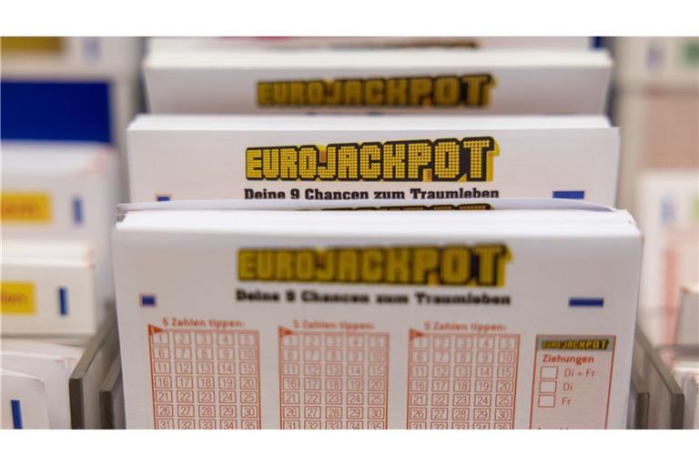 Der Mann gewann beim Eurojackpot knapp sechs Millionen Euro. (Symbolbild)