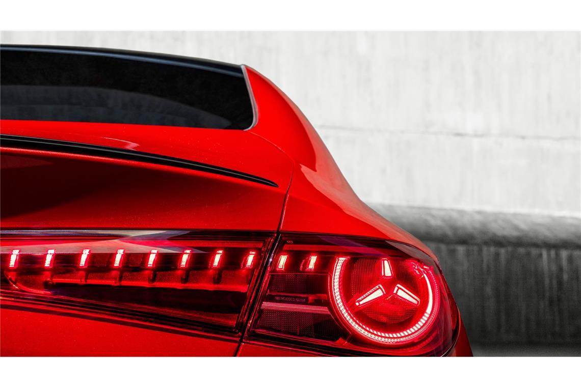 Der Mercedes CLA soll die Absatzzahlen von E-Autos bei Mercedes steigern.