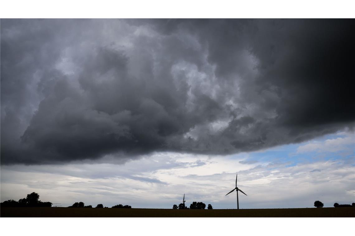 Gewitter kommen mit „ungewöhnlich viel Wind“ Der Montag wird ungemütlich in weiten Teilen Deutschlands.