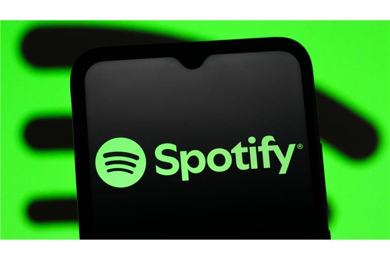 Der Musikstreaming-Marktführer Spotify erhöht seine Abo-Preise.