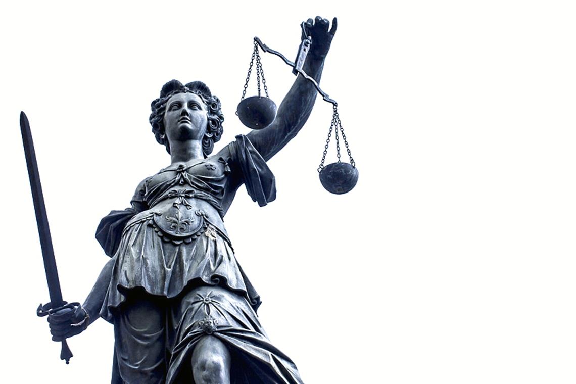 Gestörte Hochzeitsvorbereitungen Der Nachbar hat sich für sein unflätiges, rabiates Verhalten gegenüber einem Bräutigam nicht entschuldigt. Deshalb kommt der Fall vor den Kadi. Symbolfoto: stock.adobe/okanakdeniz