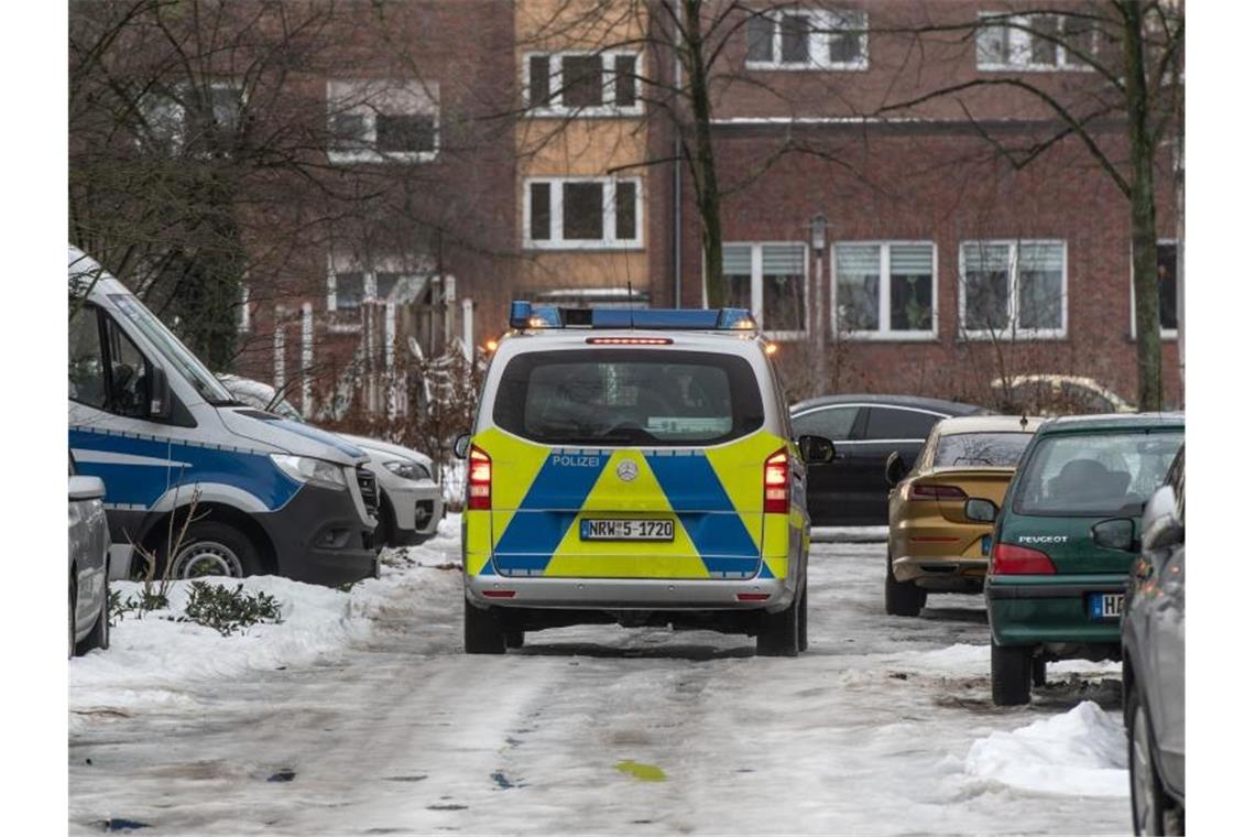 Der Nachweis der britischen Mutation des Coronavirus hat in Hamm zu einem Großeinsatz der Polizei geführt. Foto: Bernd Thissen/dpa