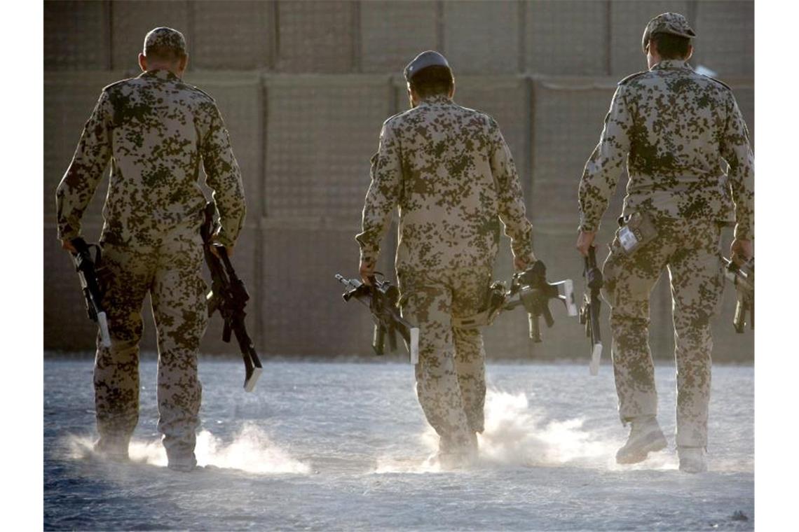Bundeswehr soll erstmal in Afghanistan bleiben