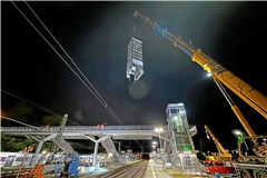 Der neue Aufzug für den Bahnhof Backnang kommt. 