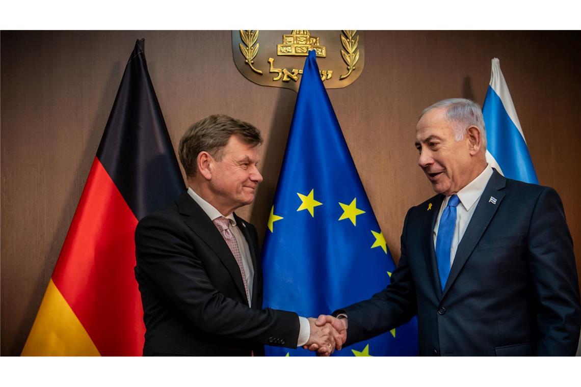 Wadephul in Israel: Zwischen Staatsraison und großer Sorge Der neue Außenminister Johann Wadephul (CDU) versichert beim Antrittsbesuch in Jerusalem: Israels Sicherheit bleibt deutsche Staatsraison.