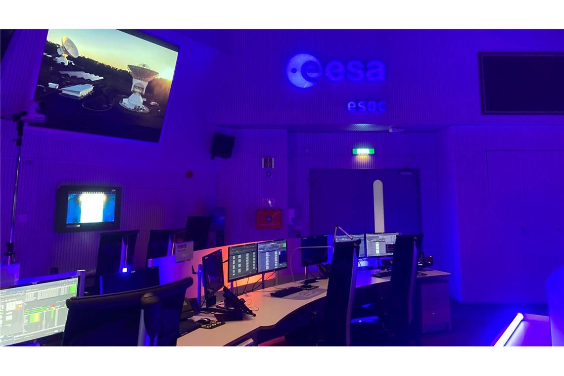 Der neue Erdbeobachtungssatellit soll vom Kontrollzentrum aus gesteuert werden. (Archivbild)