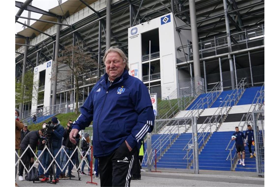 Spaß muss her: Hrubesch will HSV Lockerheit zurückbringen Der neue Trainer des Hamburger SV: Horst Hrubesch übernimmt die Mannschaft bis zum Saisonende. Foto: Marcus Brandt/dpa