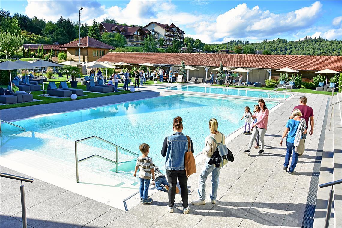 Der neue Wellnessbereich. Tag der offenen Tür 75 Jahre Sonnenhof Hotel in Aspach...