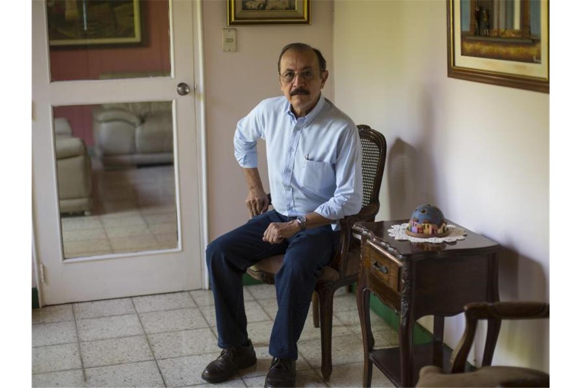 Nicaragua: Ex-Rebellenführer Hugo Torres gestorben Der nicaraguanische General außer Dienst und Oppositionspolitiker Hugo Torres posiert für ein Porträt in seinem Haus in Managua. Torres ist nach Angaben der Staatsanwaltschaft Nicaraguas gestorben. Foto: Moises Castillo/AP/dpa
