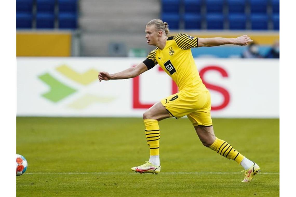 Haaland kämpft ums Comeback - Kritik an BVB verteidigt Der norwegische Stürmer steht bei Borussia Dortmund bis zum Sommer 2024 unter Vertrag. Foto: Uwe Anspach/dpa