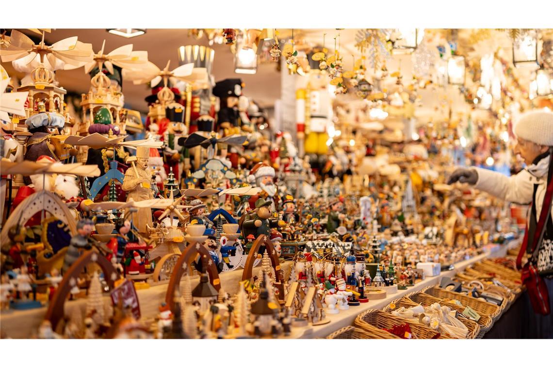 Der Nürnberger Christkindlesmarkt zählt neben dem Dresdner Striezelmarkt zu den ältesten Weihnachtsmärkten Deutschlands.