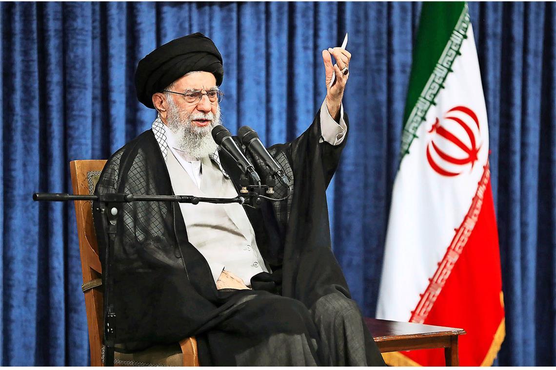 Neue Geiselnahmen befürchtet Der oberste Führer des Iran,
