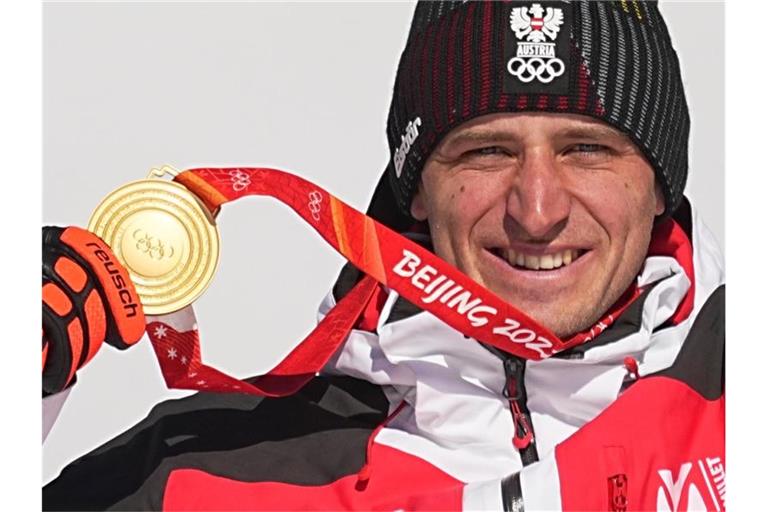 Der Österreicher Matthias Mayer holte olympisches Gold im Super-G. Foto: Michael Kappeler/dpa