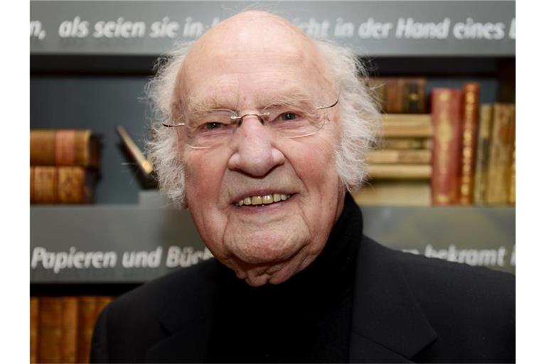 Der österreichische Opernsänger Franz Mazura bei einer Veranstaltung. Foto: picture alliance/dpa/Archiv