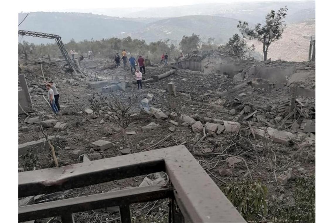 Der Ort der gewaltigen Explosion im Libanon liegt in der südlichen Region nahe der Grenze zu Israel. Foto: -/jwayya.org/dpa