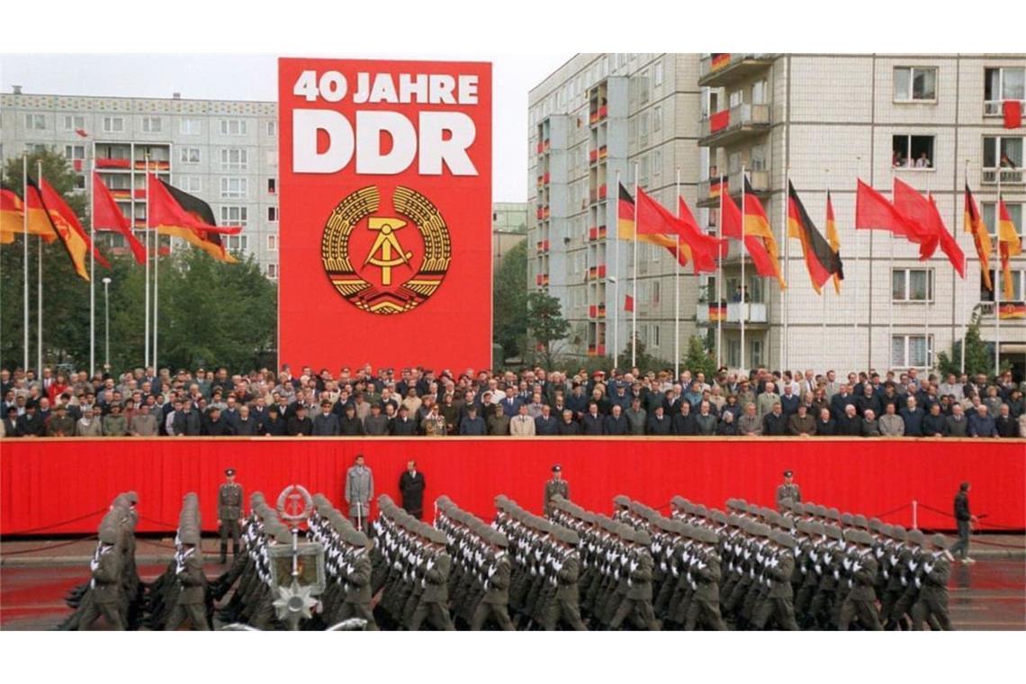 Der ostdeutsche Arbeiter-und Bauern-Staat hielt Marx bis zu seiner Selbstauflösung in Ehren. Der hätte für die Vereinnahmung wohl nur Hohn und Spott übrig gehabt.