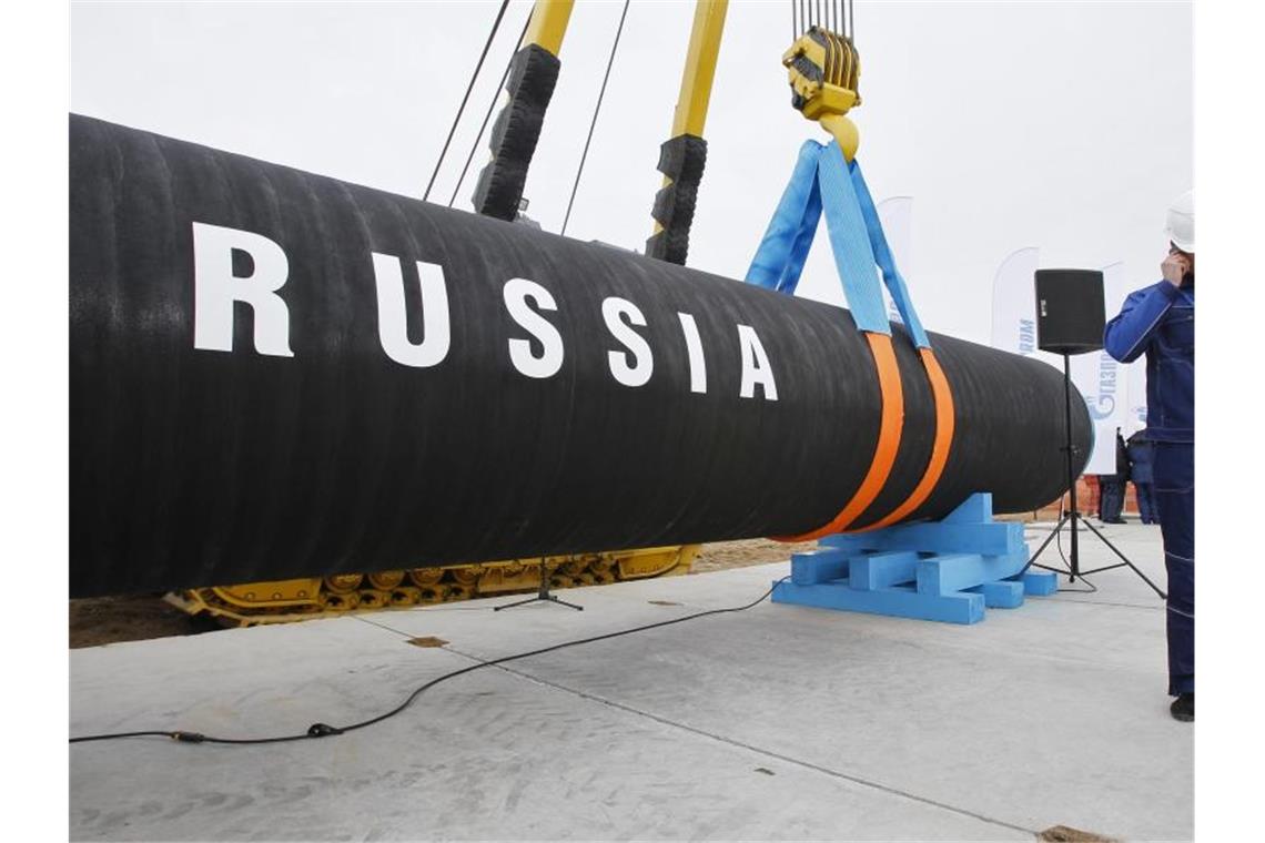 Trotz Genehmigung noch kein Weiterbau von Nord Stream 2 Der Ostsee-Pipeline Nord Stream 2 fehlen nur noch 150 Kilometer. Foto: Dmitry Lovetsky/AP/dpa