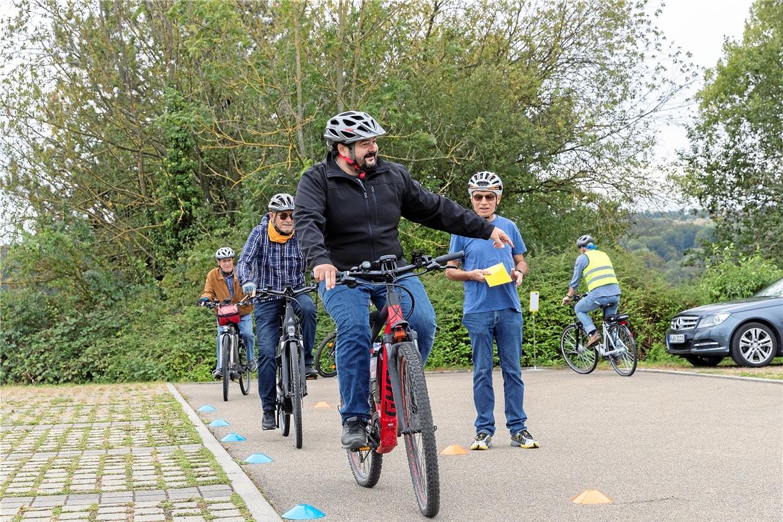 Der Parcours an der Kirchberger Sporthalle forderte die Teilnehmer heraus. Foto: J. Fiedler