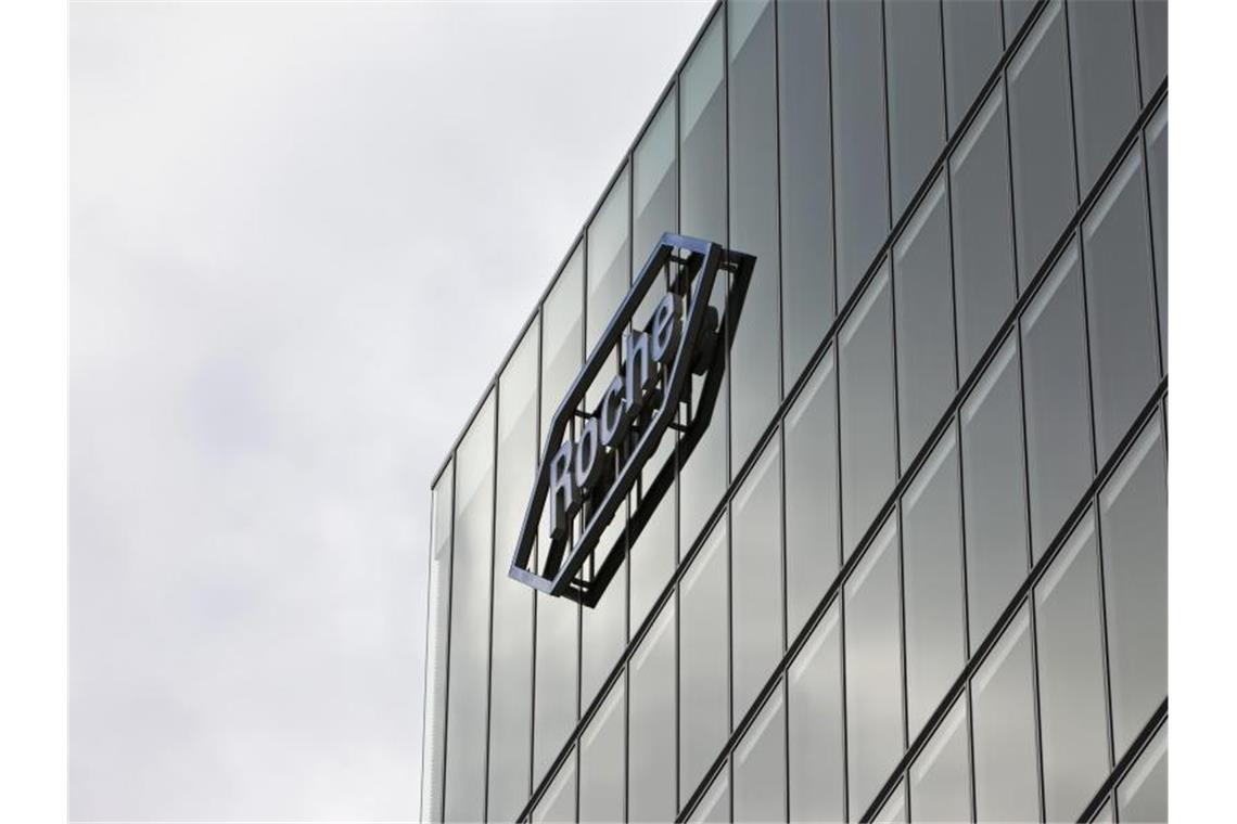 Millionenfache Antikörpertests ab Mai für ganz Deutschland Der Pharmakonzern Roche will noch im Mai Antikörpertests in Deutschland ausliefern. Foto: Gaetan Bally/KEYSTONE/dpa