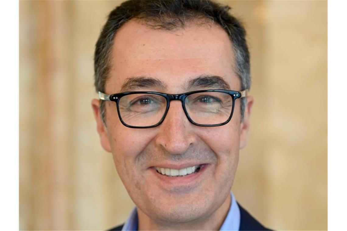 Özdemir Widmung: Generation der Gastarbeiter Der Politiker Cem Özdemir (Bündnis 90/Die Grünen). Foto: Bernd Weißbrod/dpa