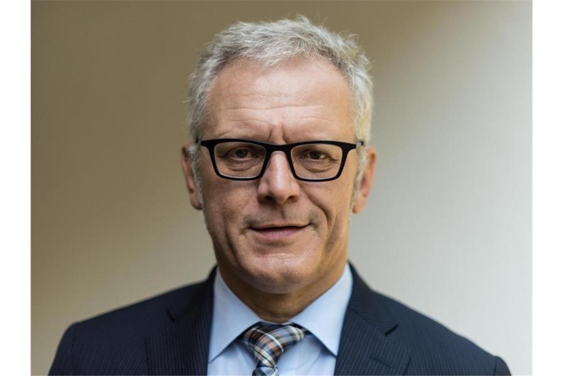 Experte: Wahlergebnisse auf Bundespolitik zurückzuführen Der Politologe Ulrich Eith ist zu sehen. Foto: Patrick Seeger/Archivbild