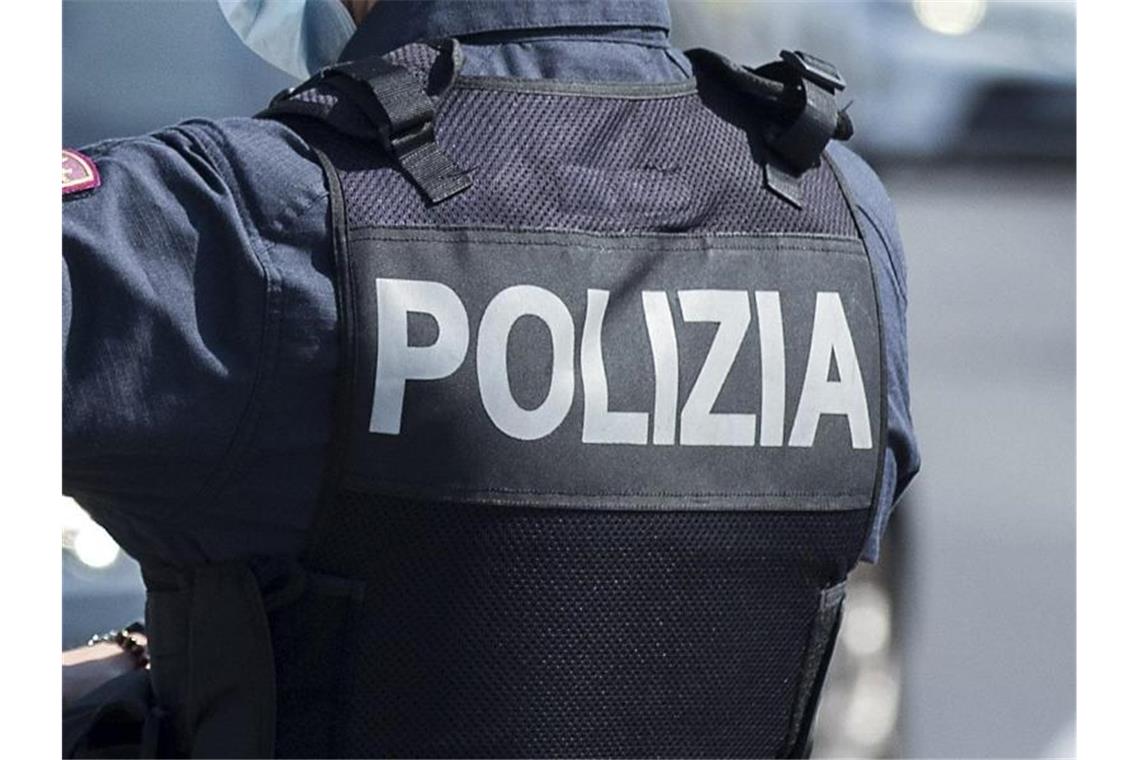 Der Polizei ist ein schwerer Schlag schwerer Schlag gegen den Mafiaclan gelungen. Foto: Roberto Monaldo/LaPresse/AP/dpa