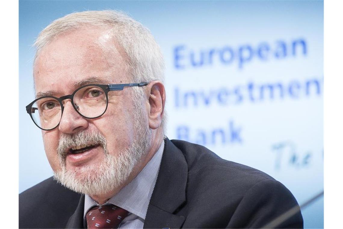 EIB schränkt Förderung fossiler Energien ein Der Präsident der Europäischen Investitionsbank (EIB), Werner Hoyer. Foto: Wiktor Dabkowski/ZUMA Wire/dpa