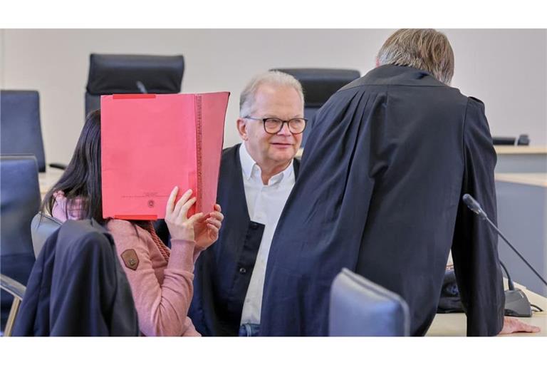 Der Prozess findet vor dem Landgericht Rostock statt.
