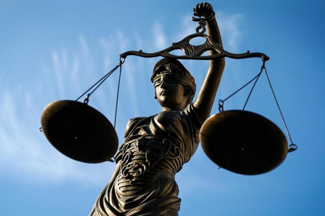 Der Vater erhält wohl die längste Gefängnisstrafe im Backnanger Bankraubprozess Der Prozess wird am 25. März fortgeführt. Symbolfoto: David-Wolfgang Ebener