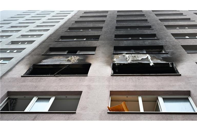 Der Qualm zog auch weit die Fassade hoch.