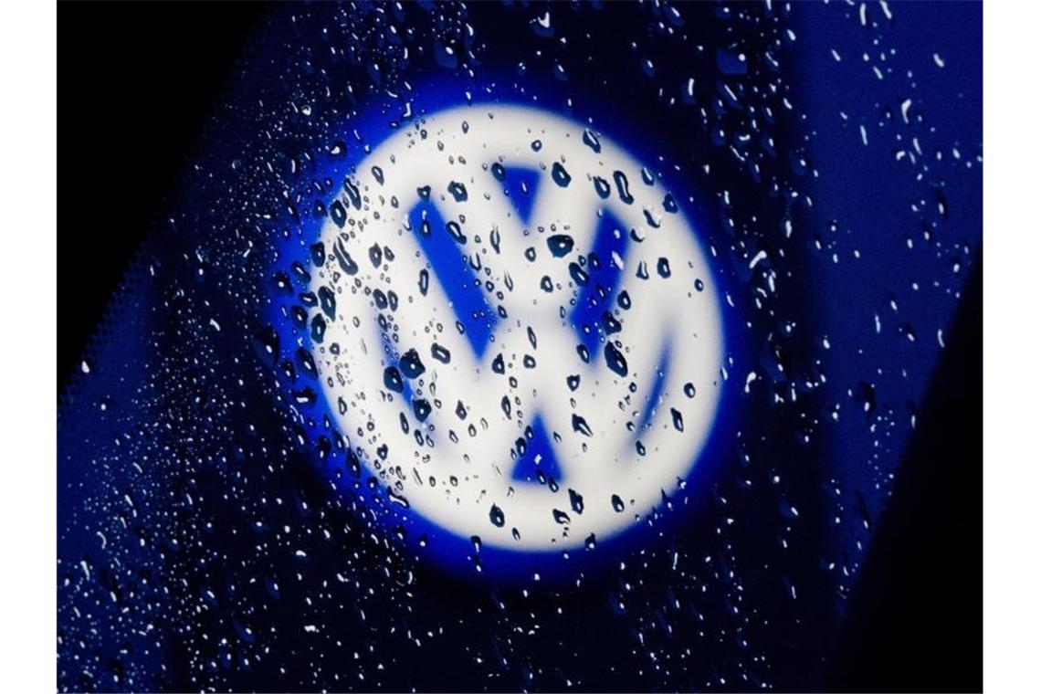 VW weitet Tausch-Rabatte für Diesel auf ganz Deutschland aus Der Rabatt werde vom 24. Januar an bei der Inzahlungnahme von Euro-4- oder Euro-5-Diesel-Fahrzeugen zusätzlich zum Gebrauchtwagenwert gewährt, teilte VW mit. Foto: Julian Stratenschulte