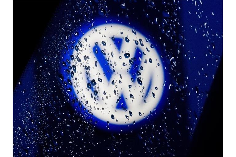 Der Rabatt werde vom 24. Januar an bei der Inzahlungnahme von Euro-4- oder Euro-5-Diesel-Fahrzeugen zusätzlich zum Gebrauchtwagenwert gewährt, teilte VW mit. Foto: Julian Stratenschulte
