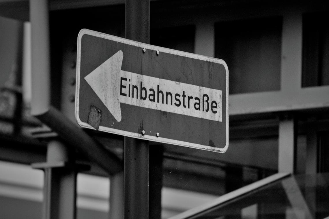 Der Radfahrer war in der falschen Richtung unterwegs. Symbolfoto: Pixabay