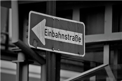 Der Radfahrer war in der falschen Richtung unterwegs. Symbolfoto: Pixabay