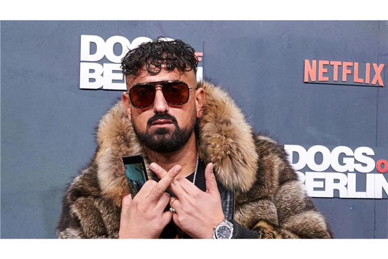 Stadtschülerrat will Rapper Haftbefehl im Lehrplan sehen Der Rapper Haftbefehl