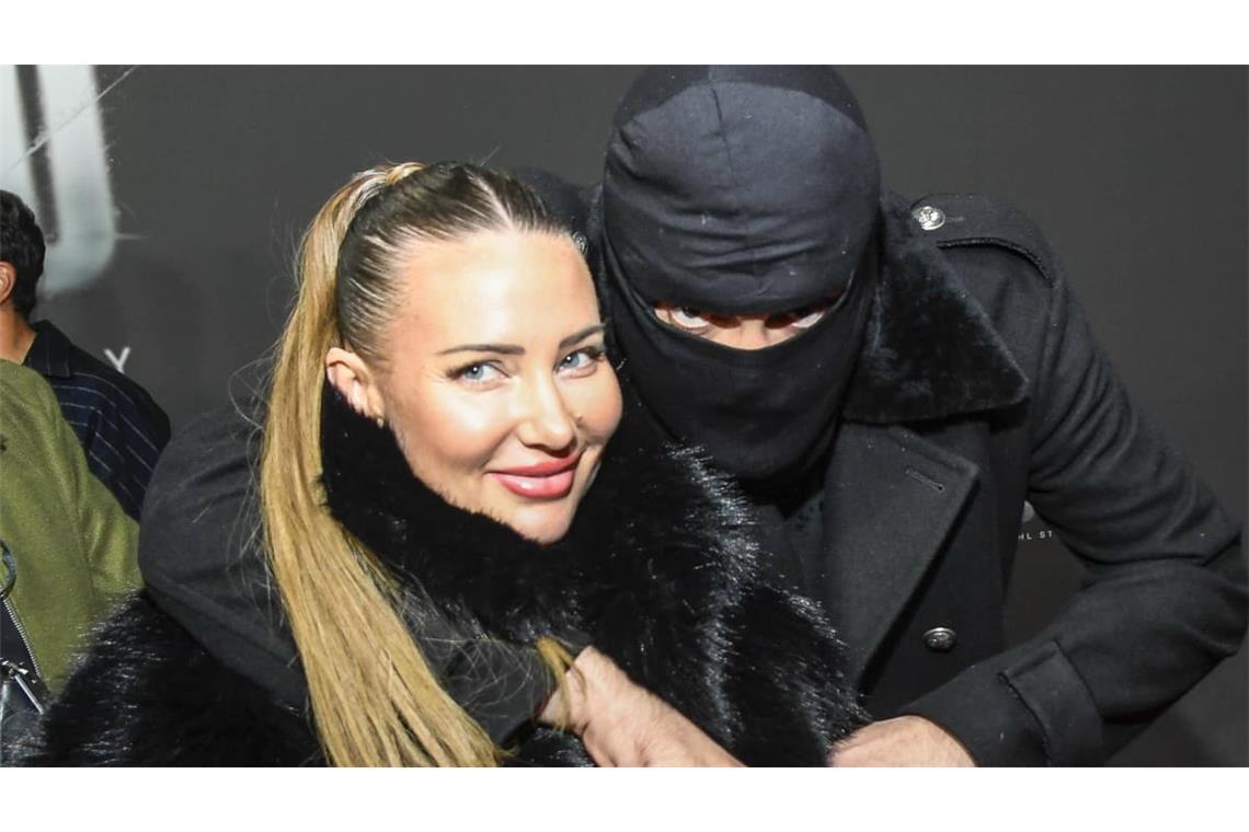 Der Rapper Haftbefehl und seine Frau Nina Anhan bei der Premiere der Netflix-Doku im Oktober 2025.