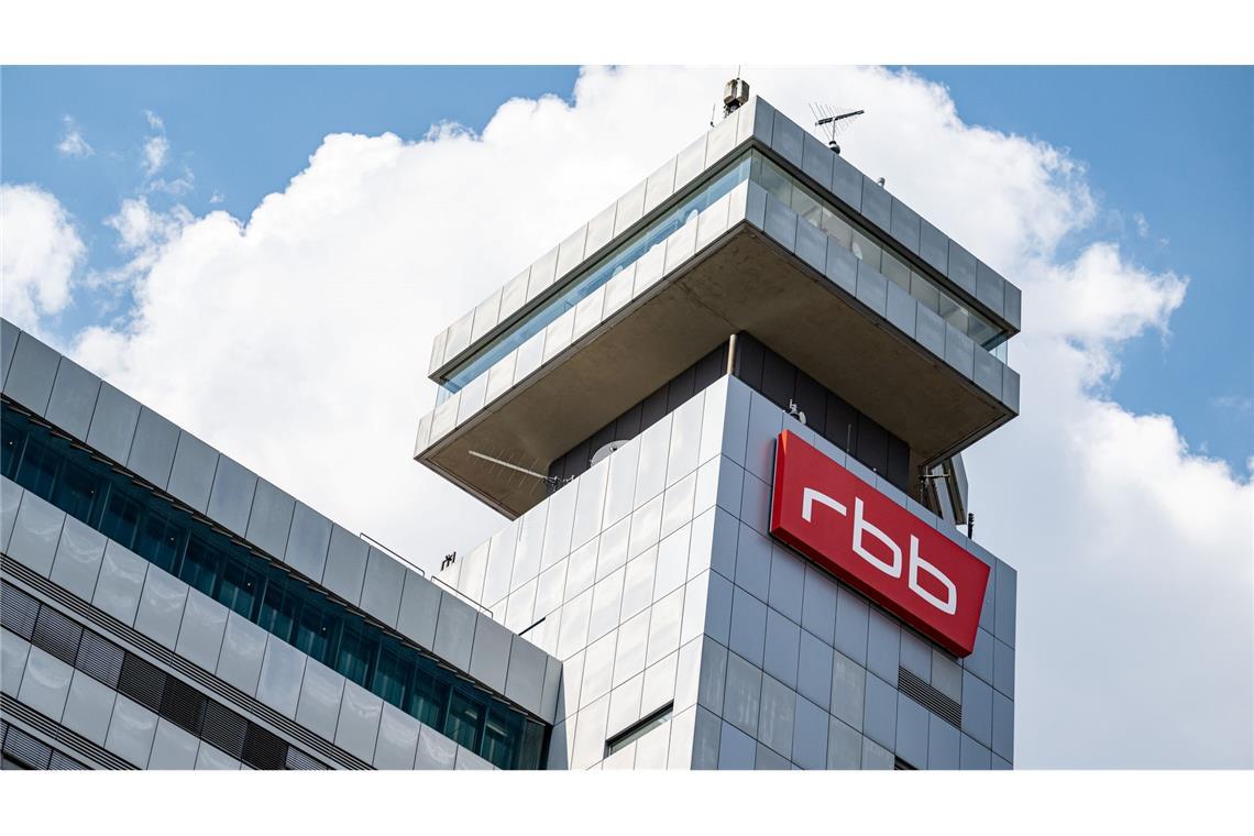 Teilerfolg vor Gericht: RBB muss Schlesinger Ruhegeld zahlen Der RBB sah sich mit Vorwürfen der Verschwendung und der Vetternwirtschaft konfrontiert. (Archivbild)