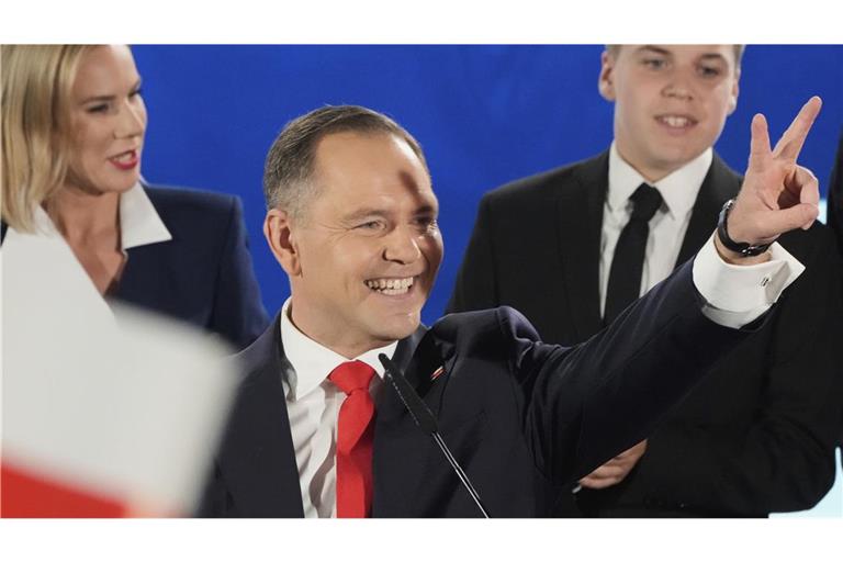 Der rechtskonservative Kandidat Karol Nawrocki hat die Präsidentenwahl in Polen gewonnen.