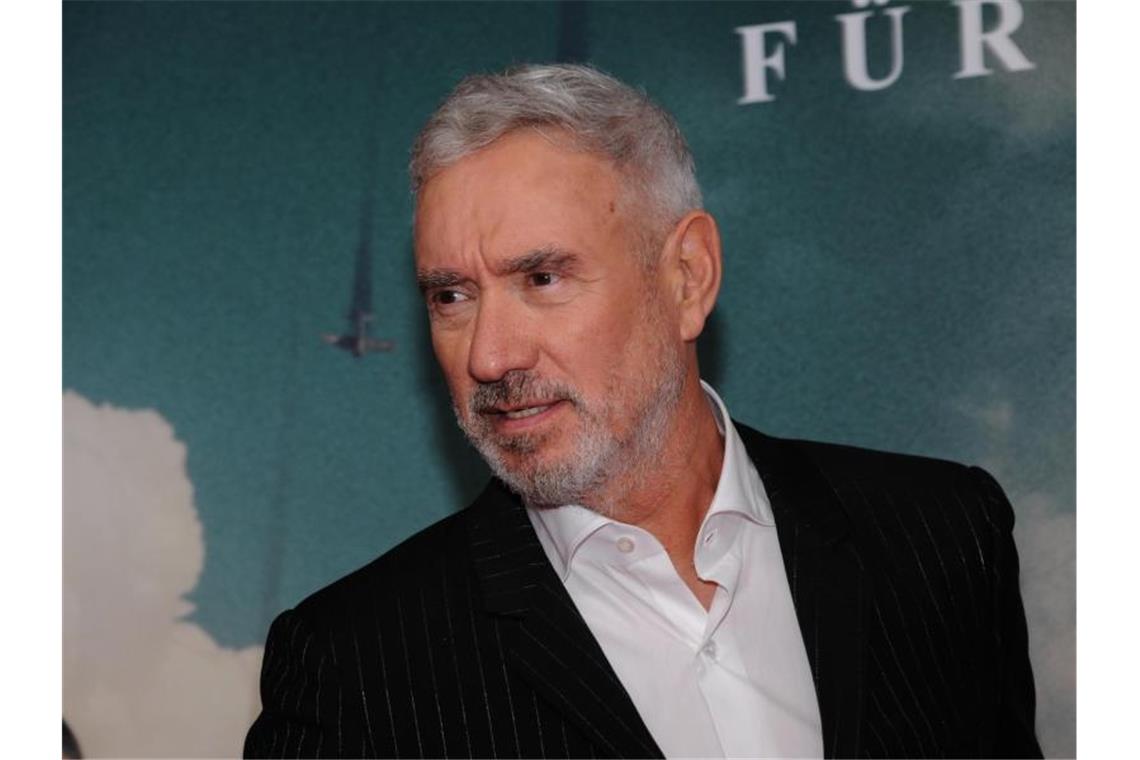 Regisseur Roland Emmerich kritisiert Trump Der Regisseur Roland Emmerich bei einer Veranstaltung. Foto: Ursula Düren/dpa